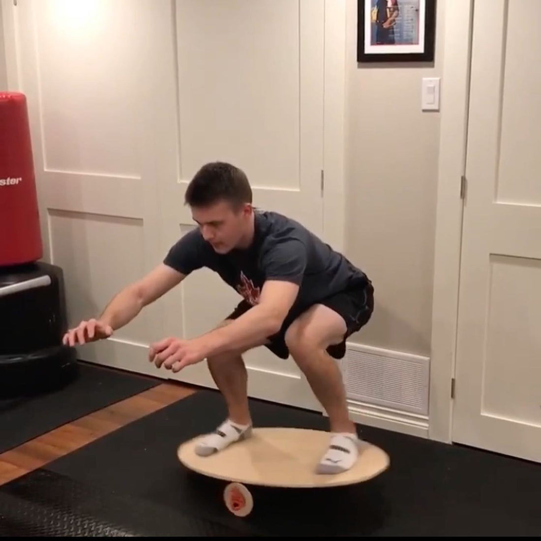 VIDEO:  Hockey Ambassador Will Collins challenges the Different Breed Balance Board