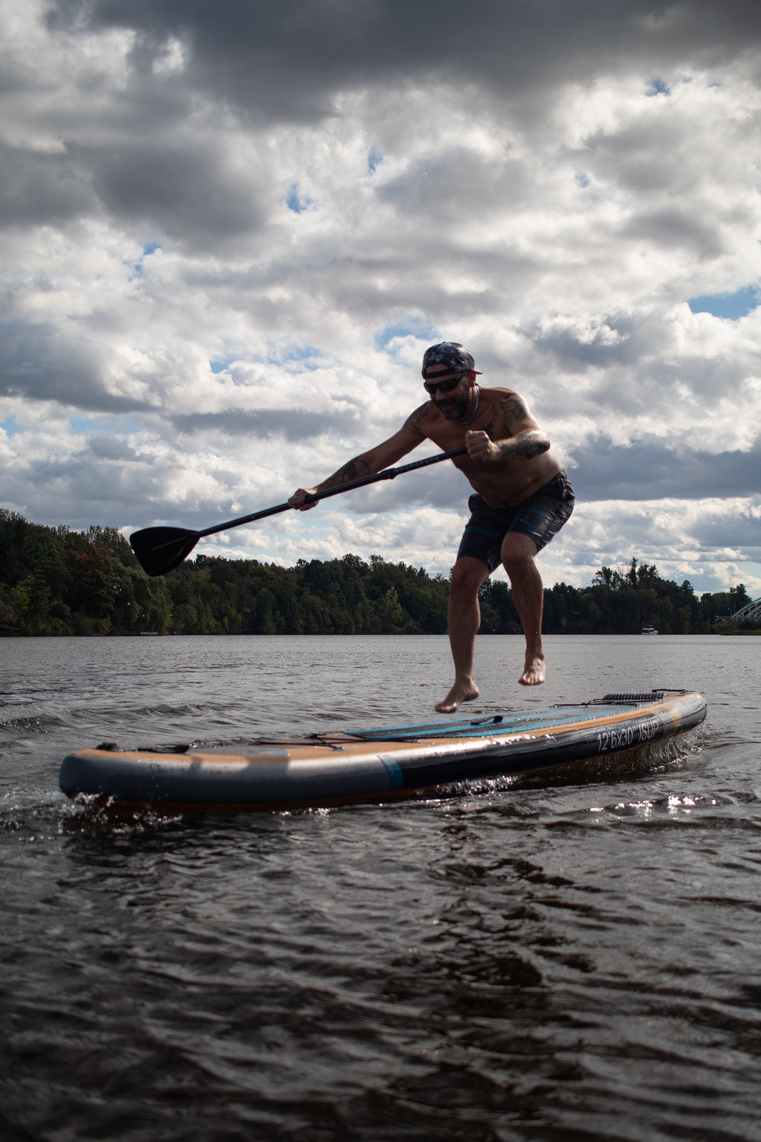 Top health Benefits of stand up Paddleboarding